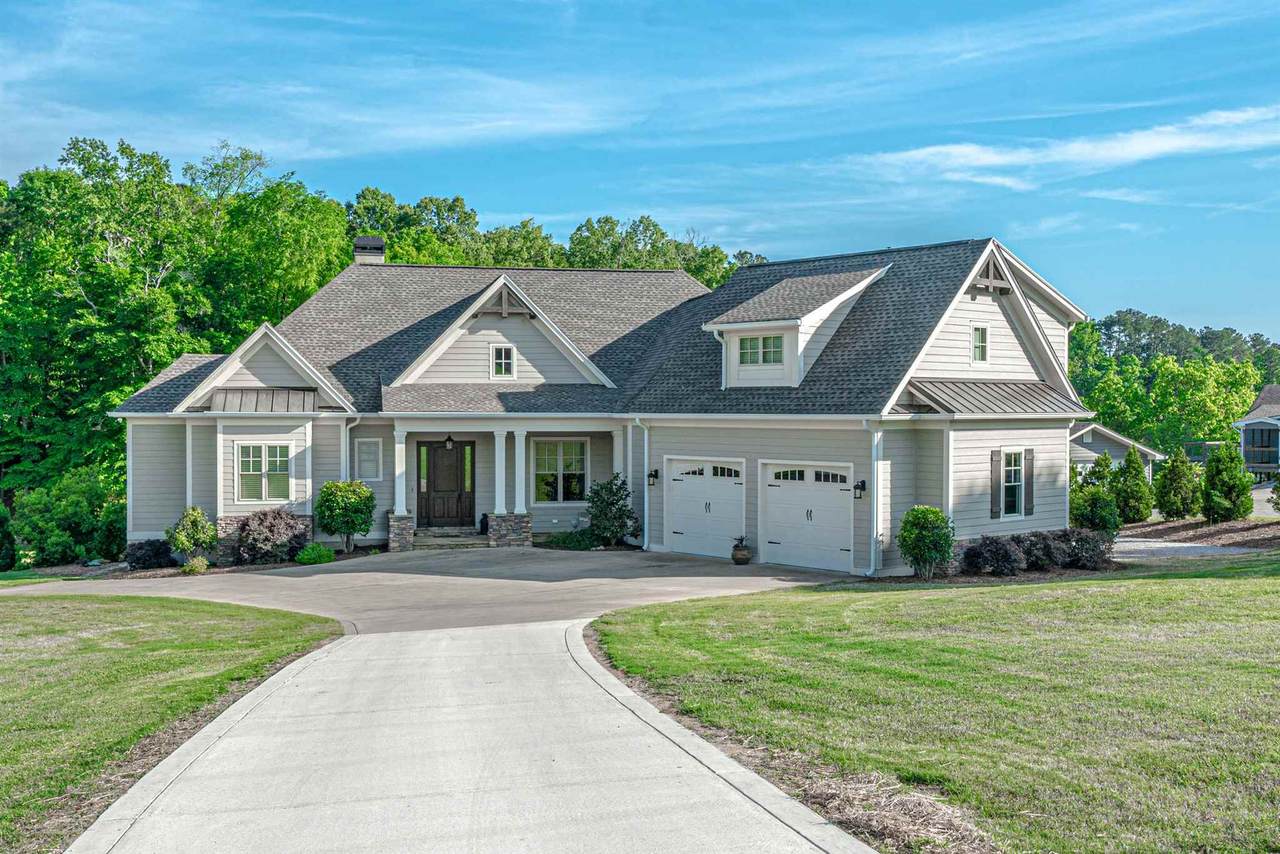 1160 Sunset Bluff - Photo 1