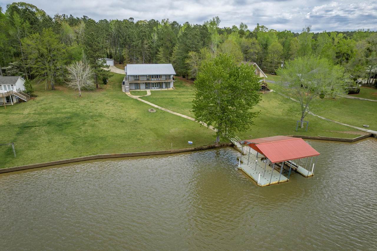 491 Jamesway Drive - Photo 1