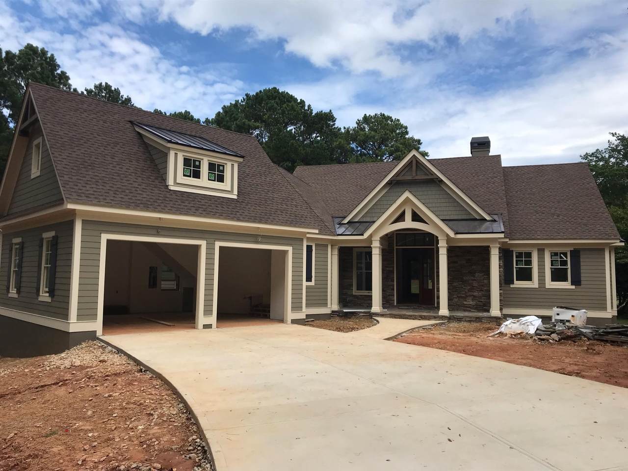 126 Oakton North - Photo 1