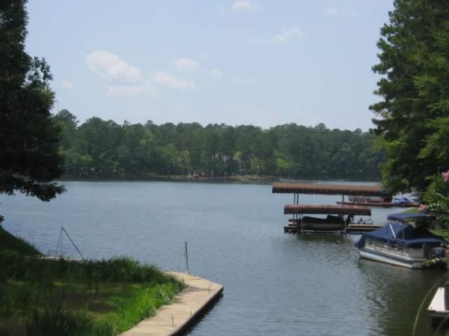 2391 Cherokee Drive - Photo 1