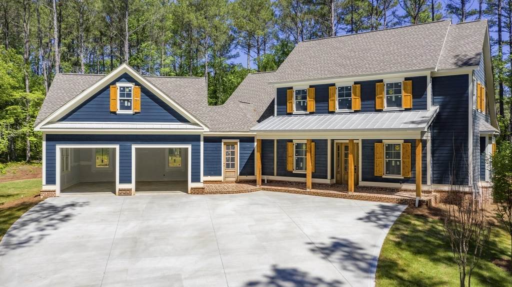 1640 Club Drive - Photo 1