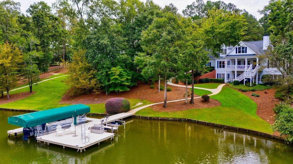 2711 Club Drive - Photo 1
