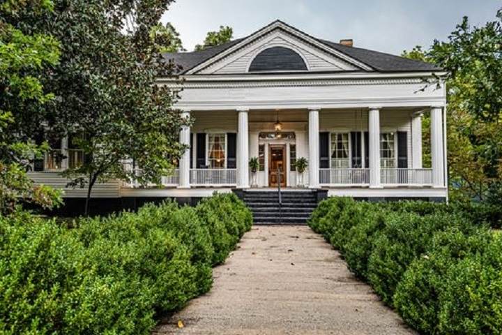 651 North Main Street - Photo 1