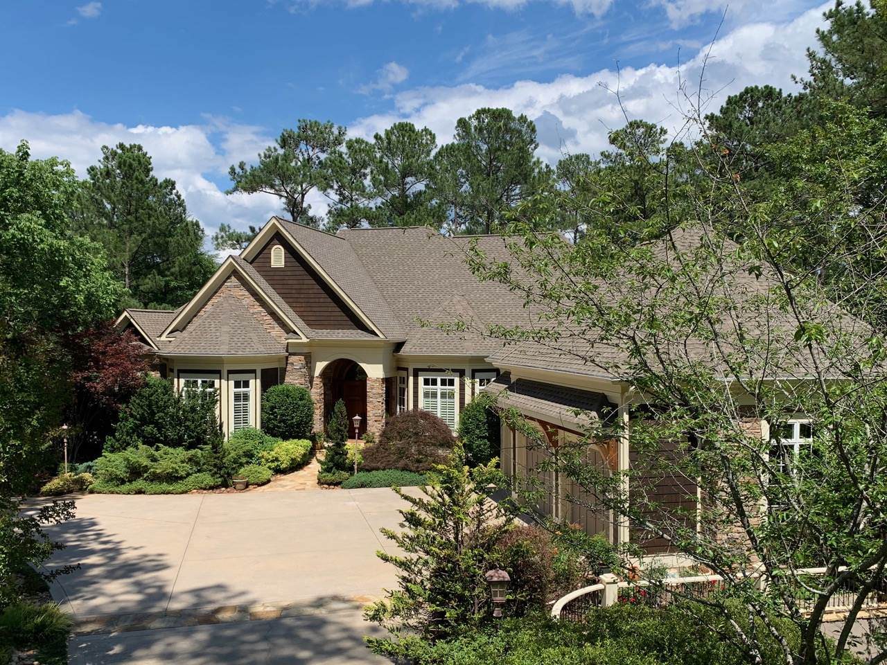 1051 Henrys Hill - Photo 1