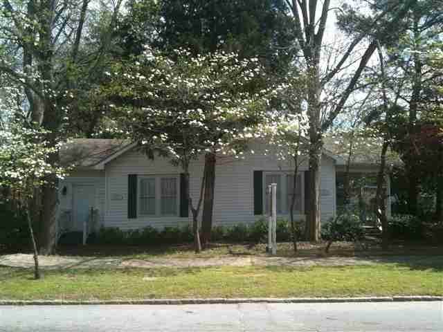 105 East Street - Photo 1