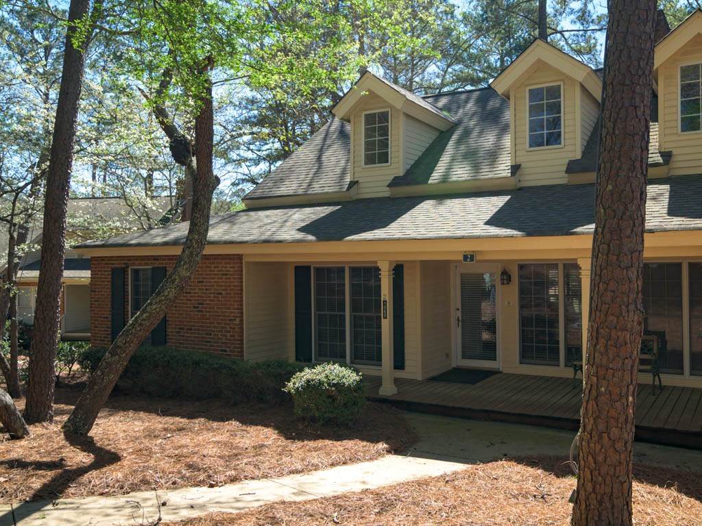 1060 Cupp Lane - Photo 1