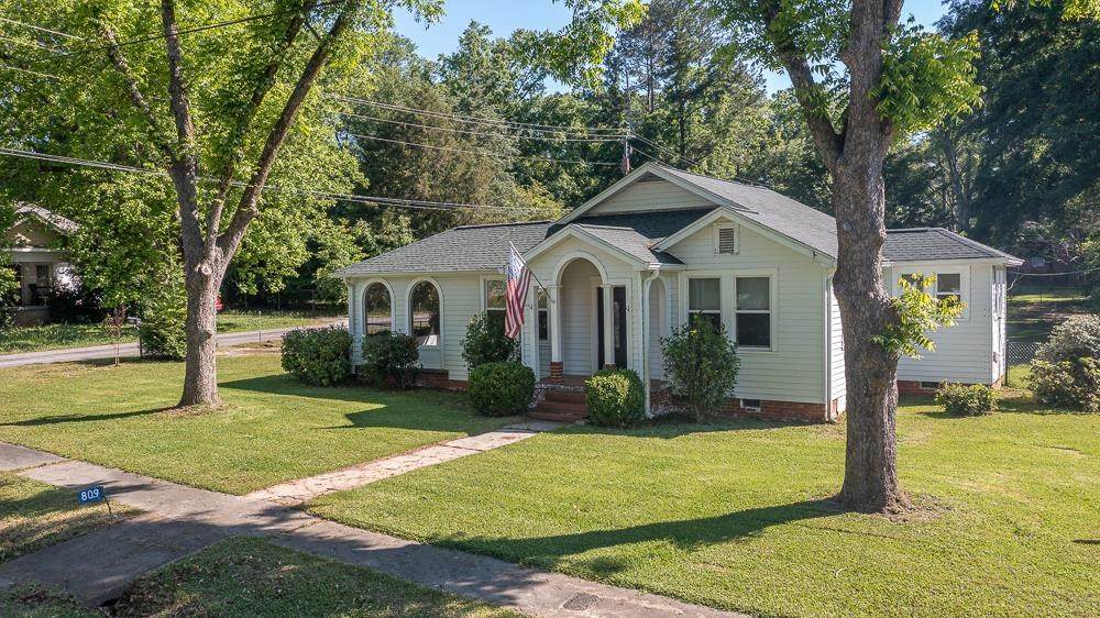 809 Dolvin Avenue - Photo 1