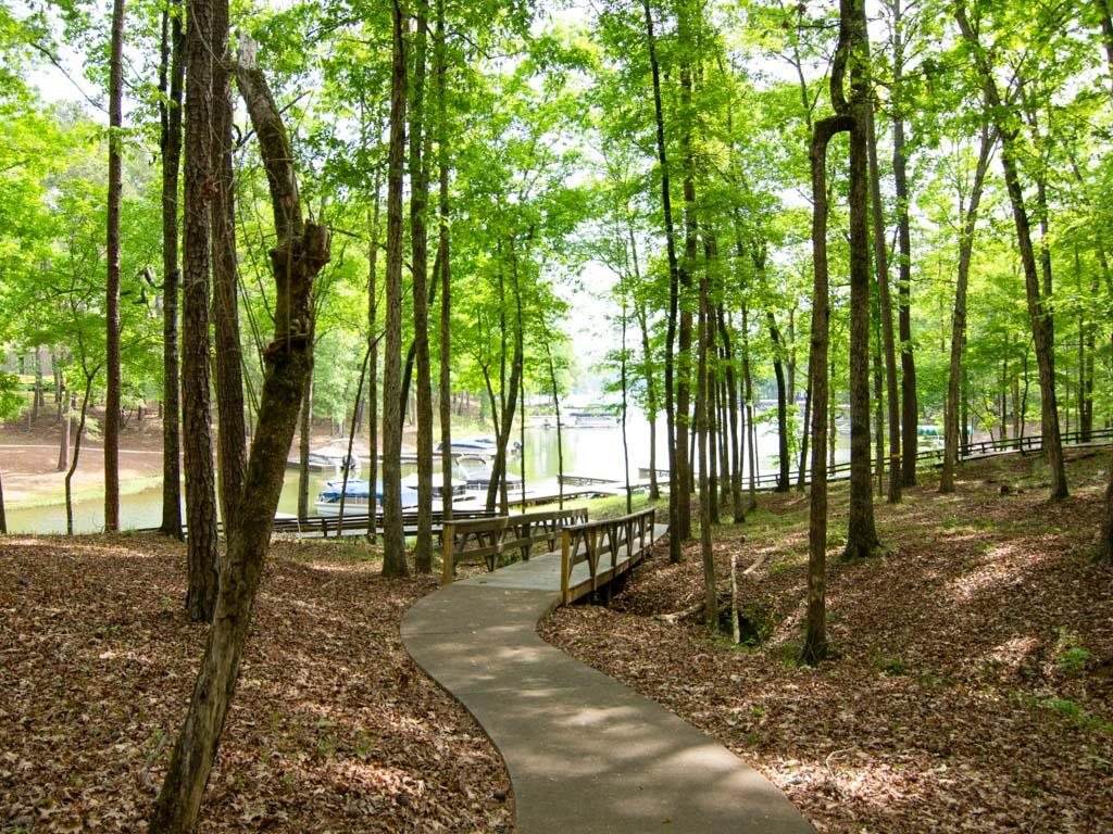 1011 Trippe Circle - Photo 1