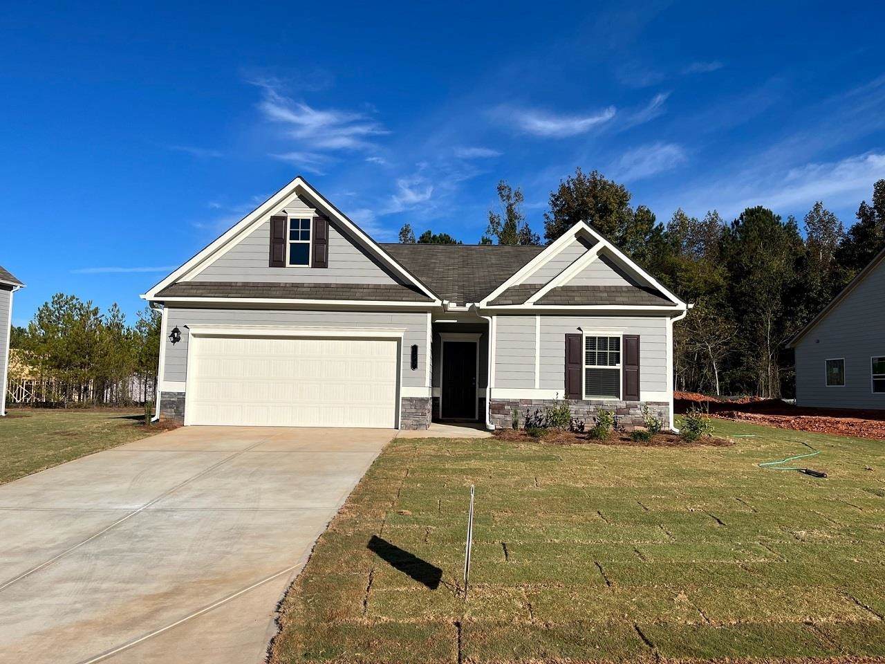 136 Garrett Drive - Photo 1