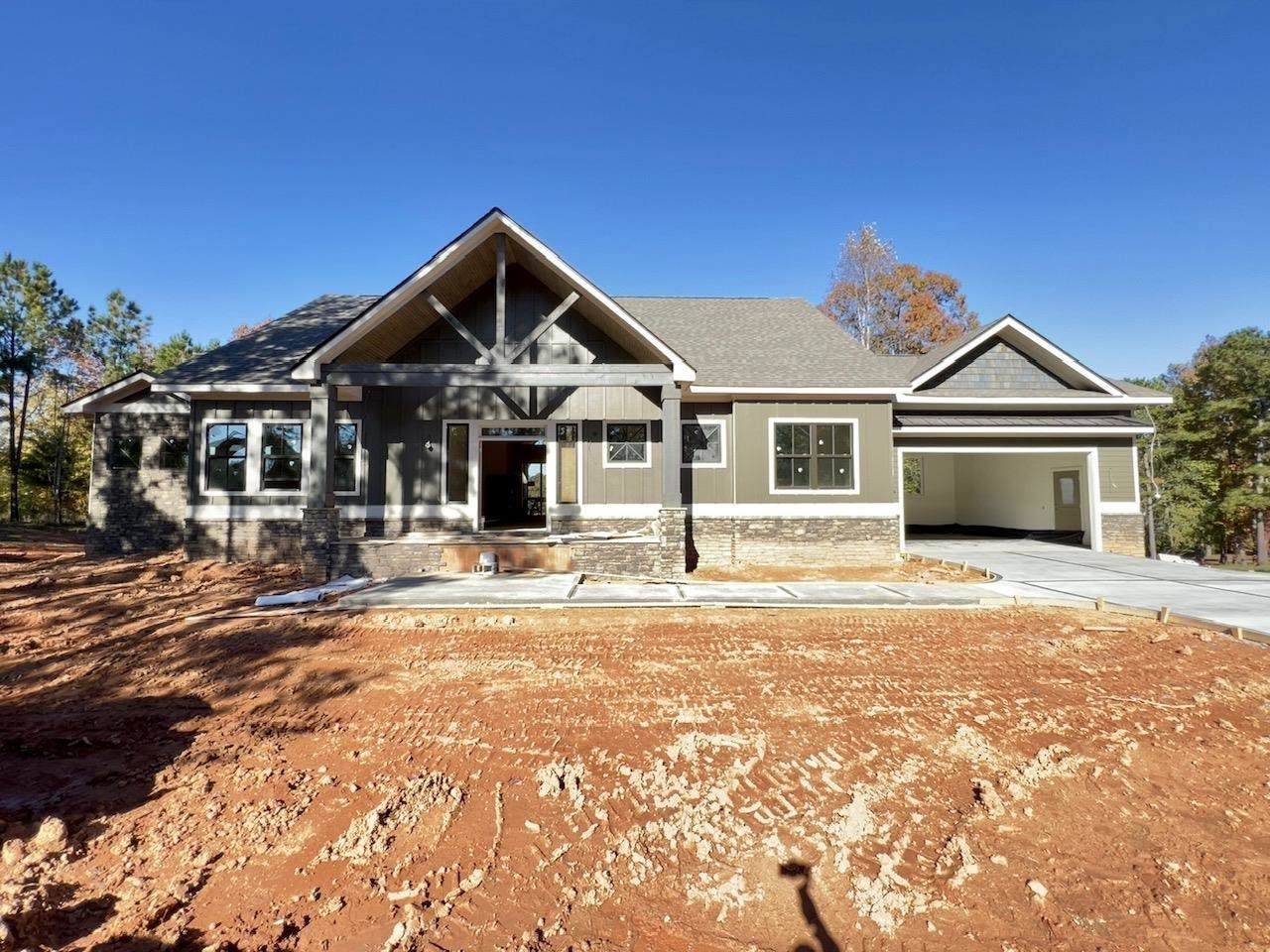 1081 Crystal Point - Photo 1