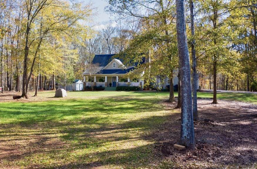 1490 Davis Academy Road - Photo 1