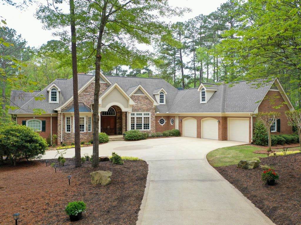 1090 Henrys Hill - Photo 1