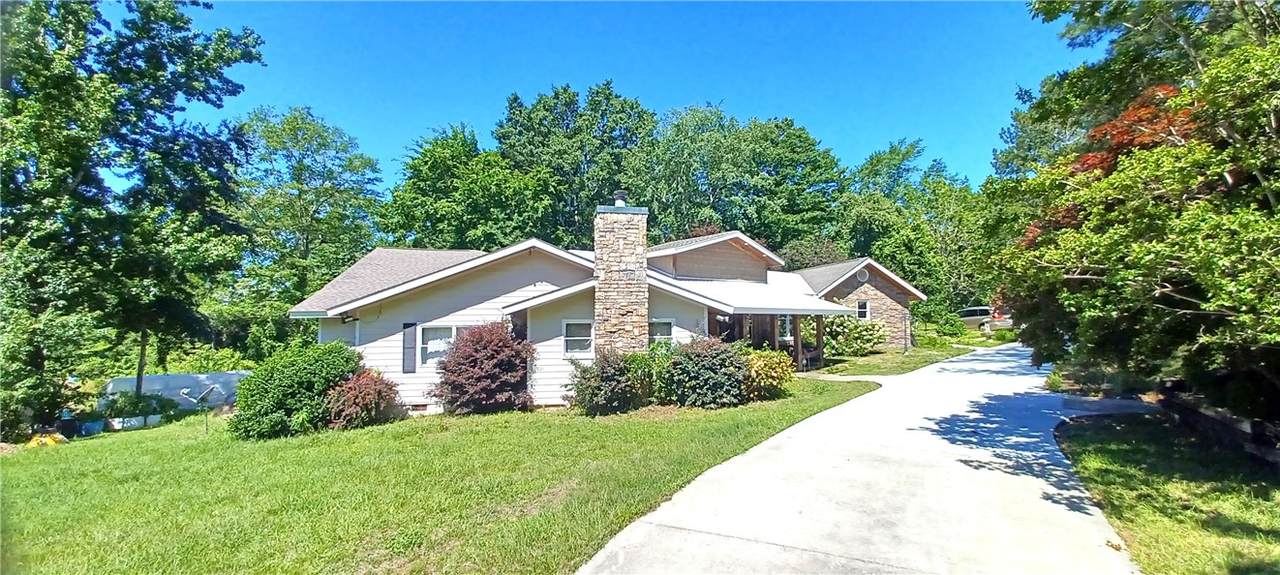 5394 Lee Road 166 - Photo 1