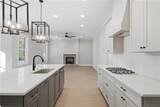 211 Merlin Street - Photo 13