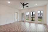 816 Hunters Way - Photo 14