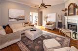 1678 Sutherland Lane - Photo 15