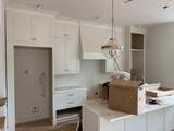 814 College Street - Photo 4