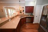 865 University Drive - Photo 16