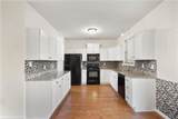 1401 Southwick Lane - Photo 9