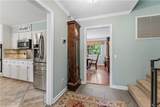212 Redwood Court - Photo 5