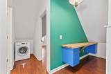 609 Geneva Street - Photo 32