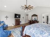 1954 Boxwood Way - Photo 17