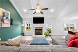 2210 Lakeview Drive - Photo 4