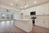816 Hunters Way - Photo 3
