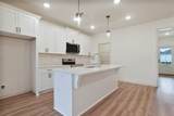816 Hunters Way - Photo 4
