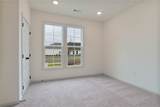 816 Hunters Way - Photo 7