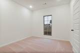 834 Hunters Way - Photo 15