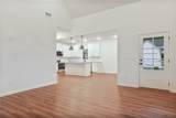 834 Hunters Way - Photo 6
