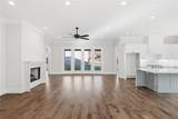 2403 Overbrook Circle - Photo 4