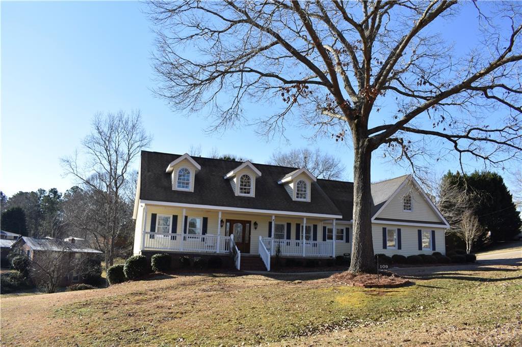 109 Leta Lane - Photo 1