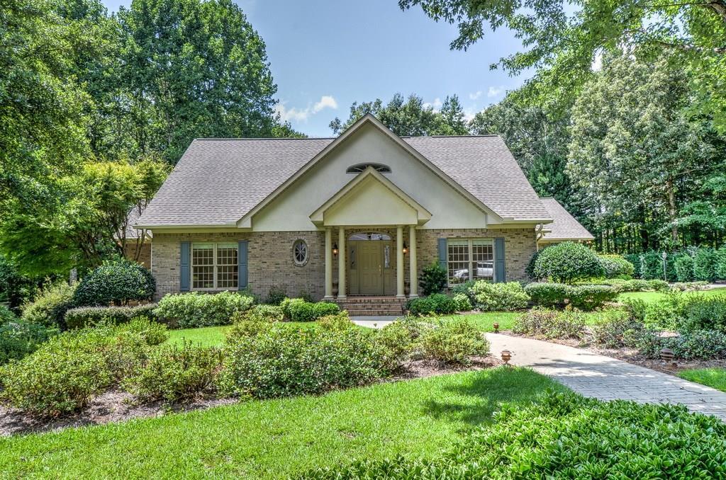 712 Highland Road - Photo 1