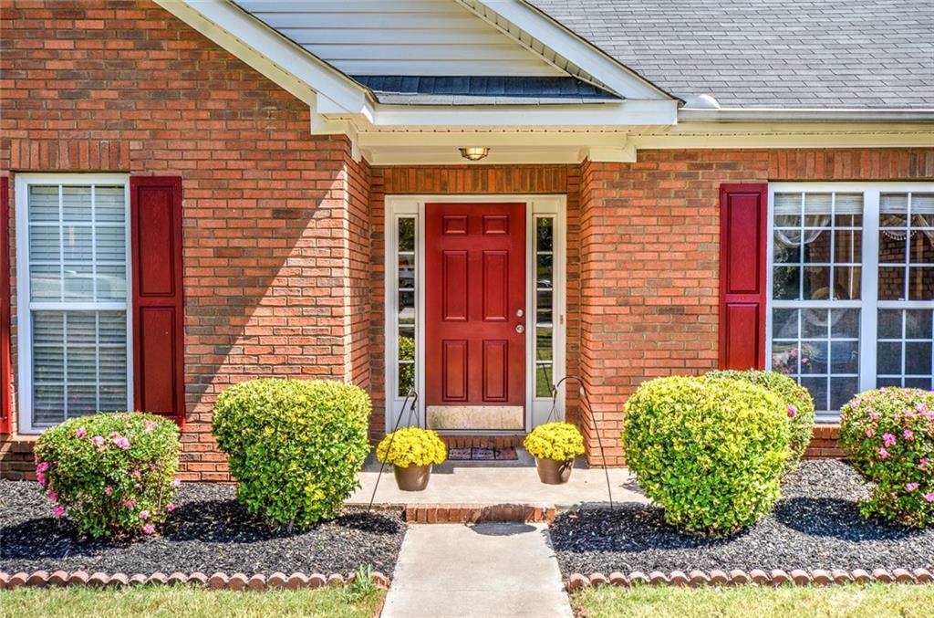 1409 Sawyer Drive - Photo 1