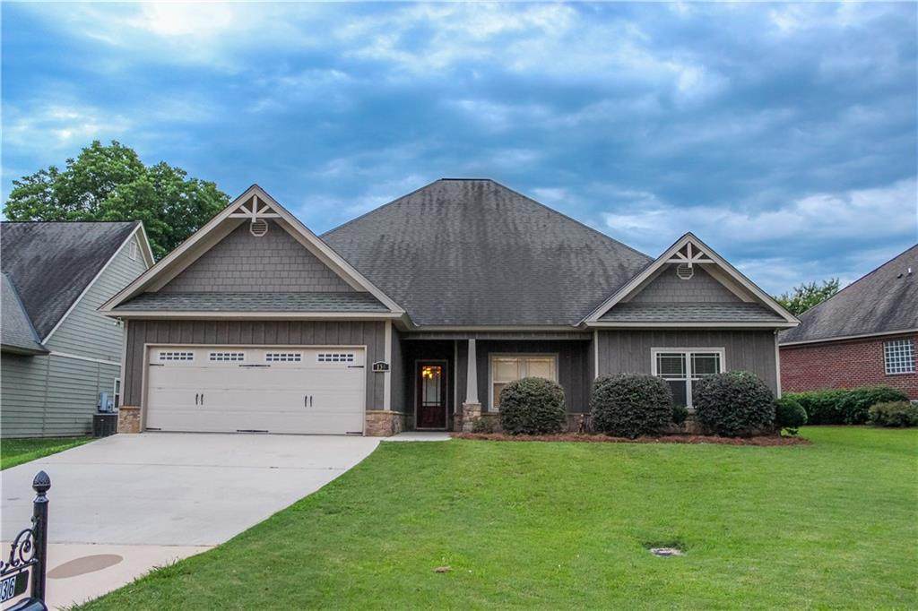 136 Solamere Lane - Photo 1