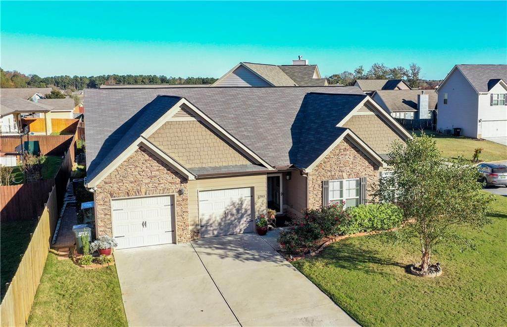 2703 Tara Court - Photo 1