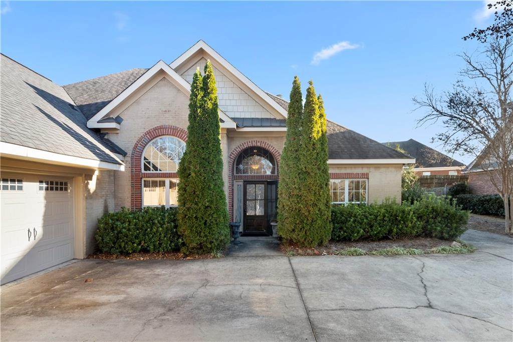 154 Solamere Lane - Photo 1
