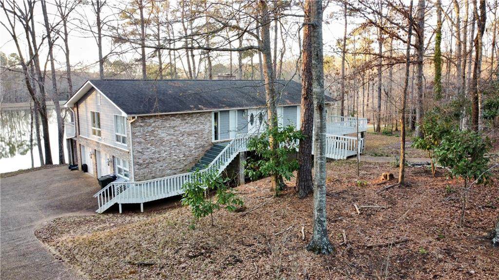 445 Cross Creek Road - Photo 1