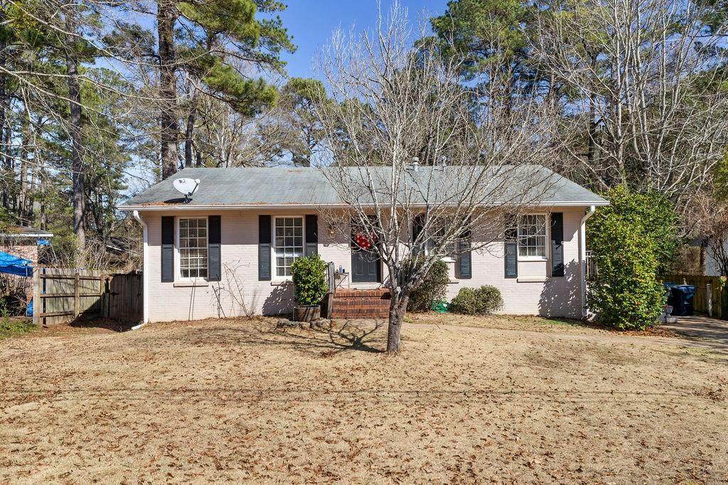 886 Cherokee Road - Photo 1