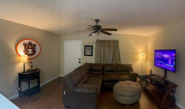 528 Genelda Avenue - Photo 1