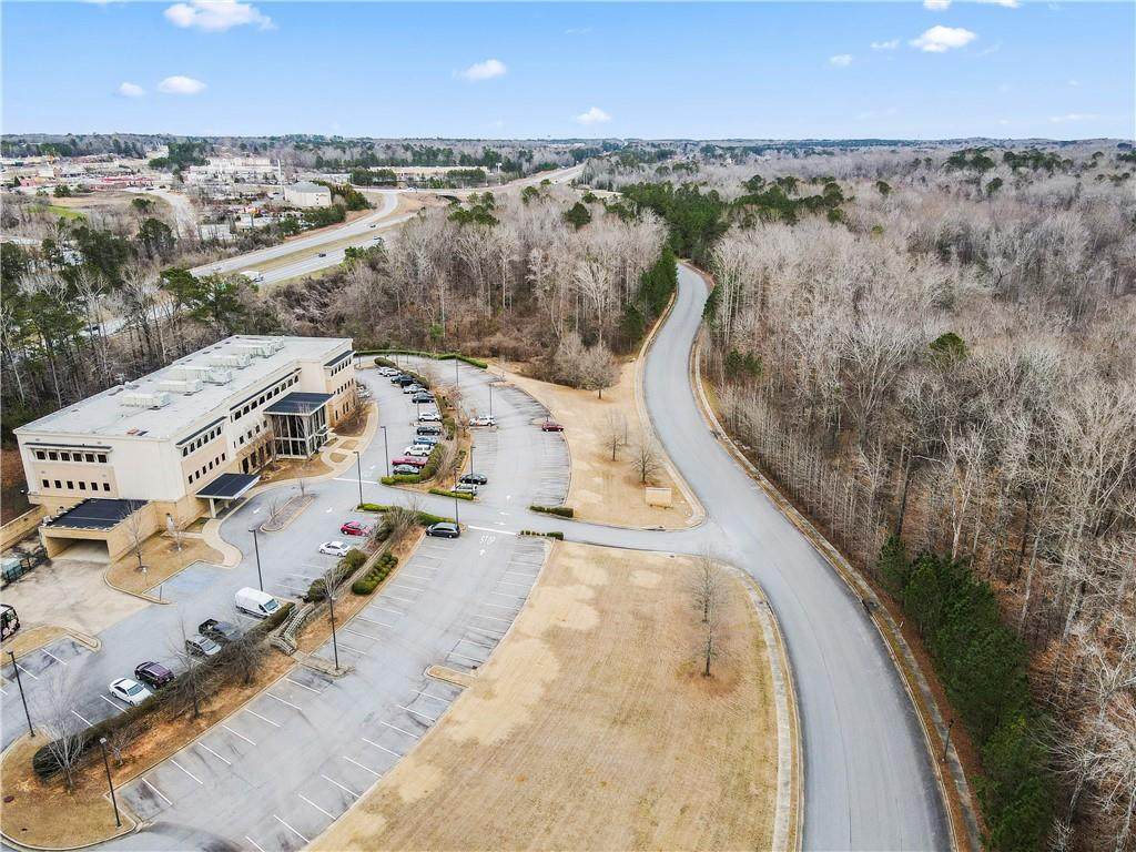 2355 Champions Boulevard - Photo 1
