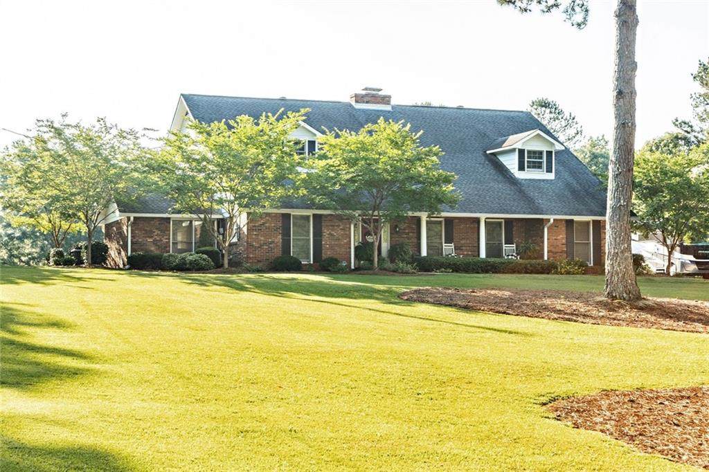 205 Overlook Drive - Photo 1