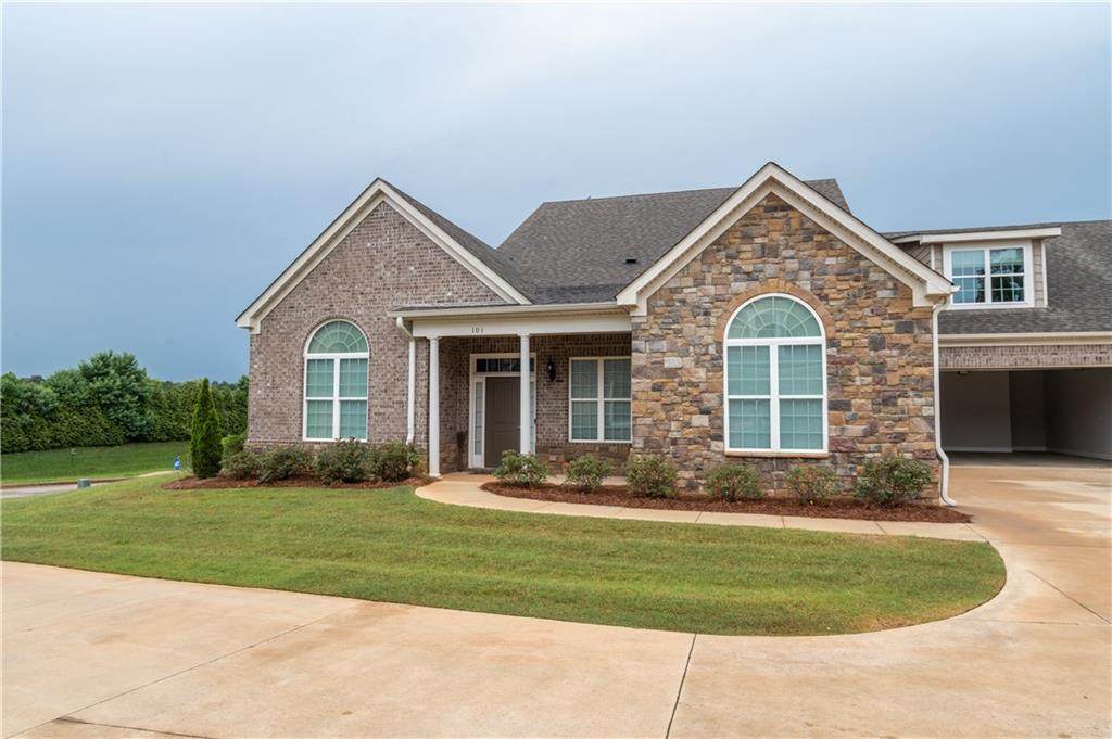 668 Villas Way - Photo 1