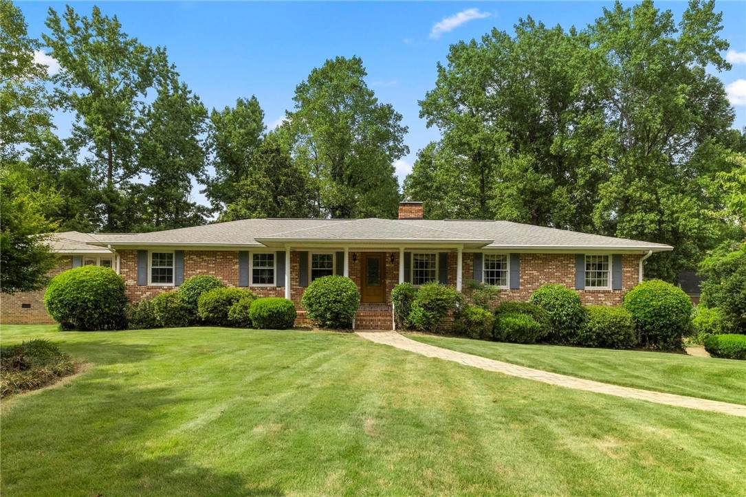 418 Sehoy Circle - Photo 1