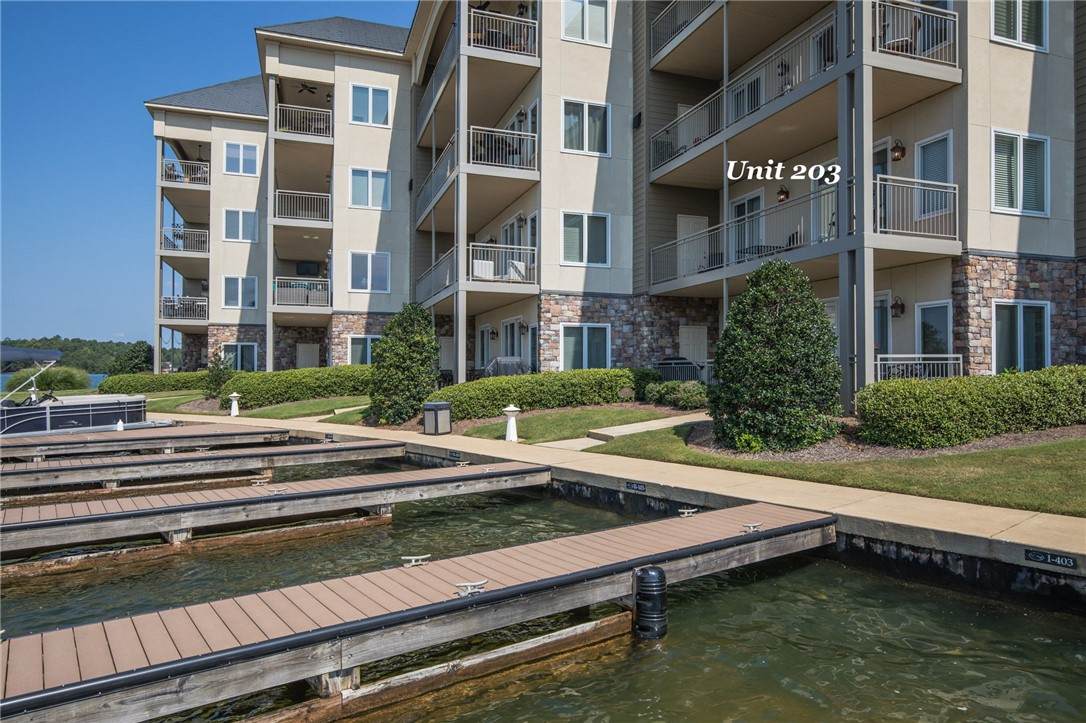 395 Sunset Point Drive - Photo 1