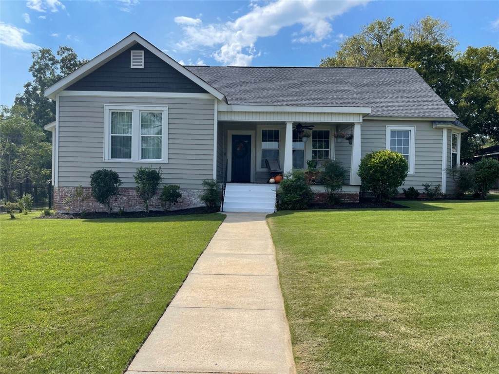 1 Gilmer Parkway - Photo 1