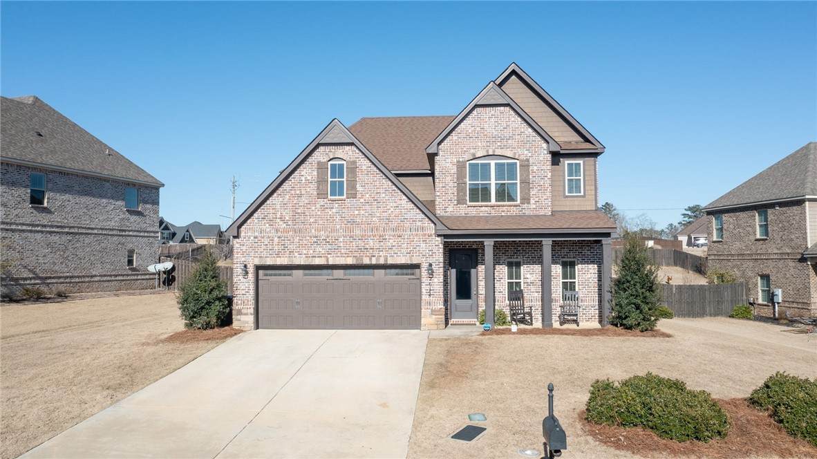 2614 Salford Street - Photo 1