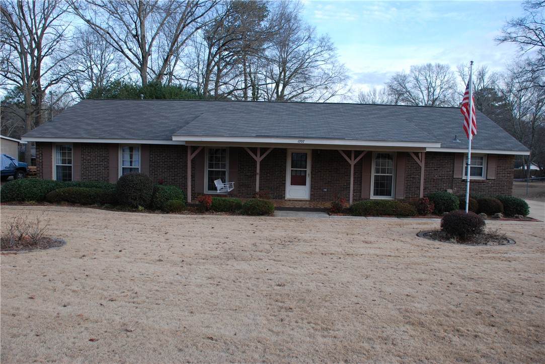 1707 Calcutta Drive - Photo 1